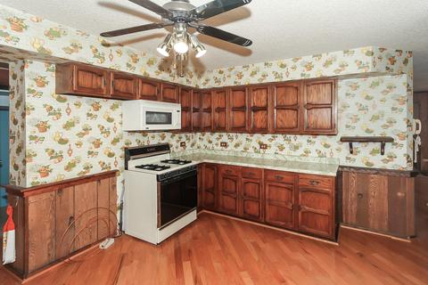 736 Greenview Ave, Des Plaines, IL 60016 photo 11