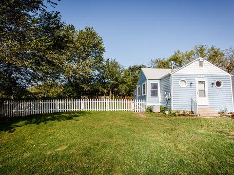 2515 S Scheid Ln, Mchenry, IL 60051 photo 2