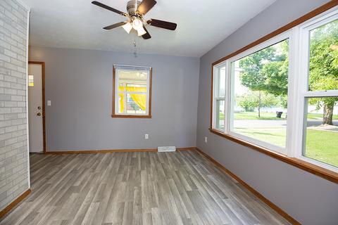 822 Bunn St, Bloomington, IL 61701 photo 7