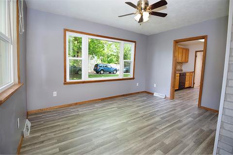 822 Bunn St, Bloomington, IL 61701 photo 10