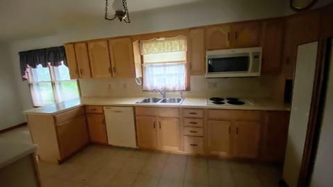 960 Laurel Dr, Aurora, IL 60506 photo 5