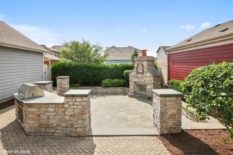 209 Dawn Ct, Elgin, IL 60124 photo 15