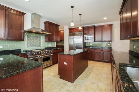 209 Dawn Ct, Elgin, IL 60124 photo 5