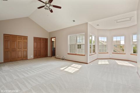 209 Dawn Ct, Elgin, IL 60124 photo 9