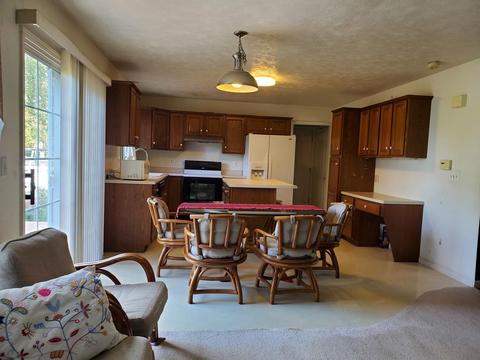 3 Drake Ct, Bloomington, IL 61704 photo 5