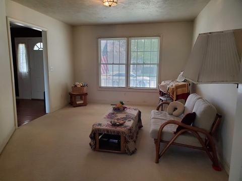 3 Drake Ct, Bloomington, IL 61704 photo 3