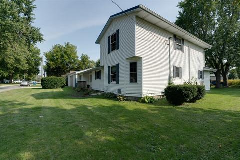 404 E Wood St, Colfax, IL 61728 photo 44
