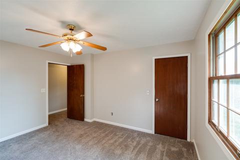 404 E Wood St, Colfax, IL 61728 photo 35