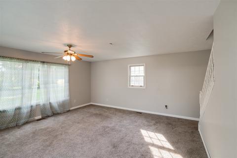 404 E Wood St, Colfax, IL 61728 photo 25