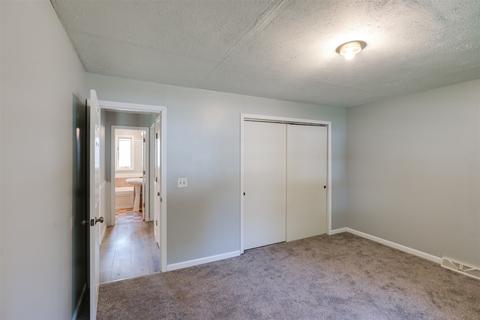 404 E Wood St, Colfax, IL 61728 photo 19