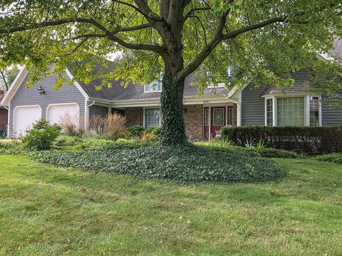 1801 Kevin Ave, Elgin, IL 60123 photo 3