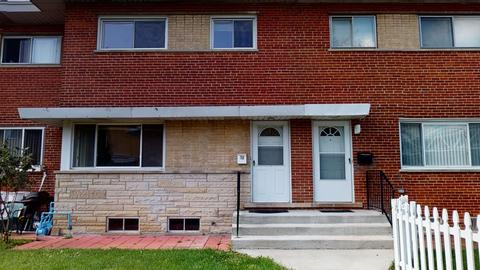 10 E Judith Ann Dr, Mount Prospect, IL 60056 photo 2