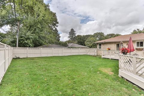 517 Oak Dr, East Dundee, IL 60118 photo 28