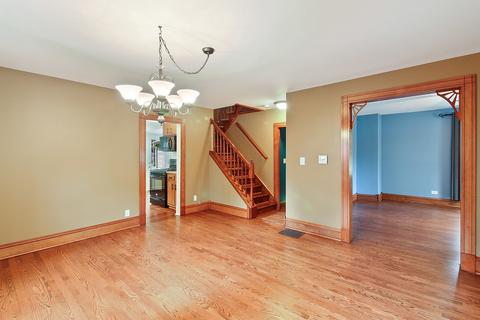 967 Lawrence Ave, Elgin, IL 60123 photo 4