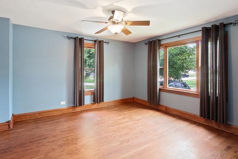 967 Lawrence Ave, Elgin, IL 60123 photo 5