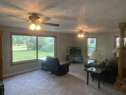 3327 E 9th Rd, Utica, IL 61373 photo 15