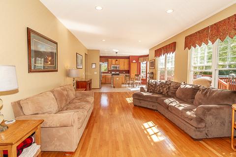 783 Meadow Dr, Des Plaines, IL 60016 photo 10