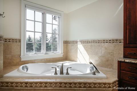 1715 Stoddard Ave, Wheaton, IL 60187 photo 21