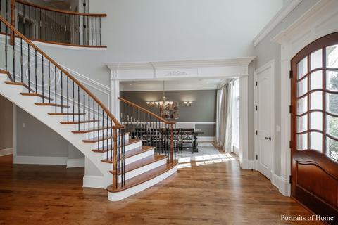 1715 Stoddard Ave, Wheaton, IL 60187 photo 2