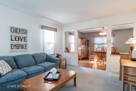 2809 Randall Ridge Dr, Elgin, IL 60124 photo 4