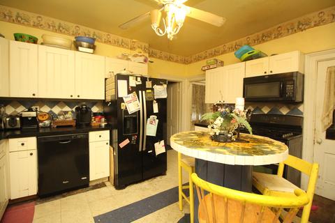 500 Villa St, Elgin, IL 60120 photo 5