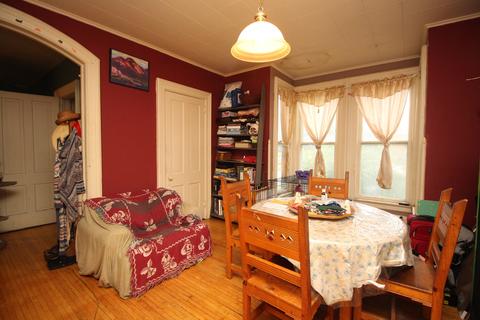 500 Villa St, Elgin, IL 60120 photo 7