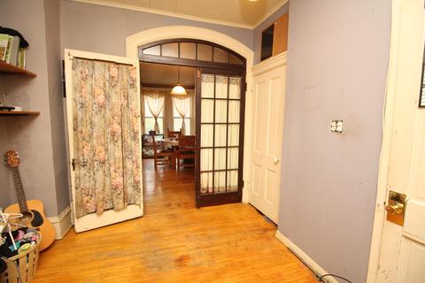 500 Villa St, Elgin, IL 60120 photo 9