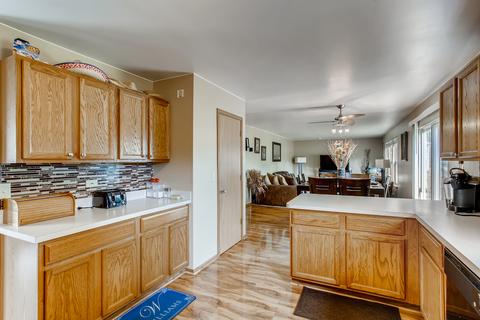 858 Eagle Dr, Aurora, IL 60506 photo 10