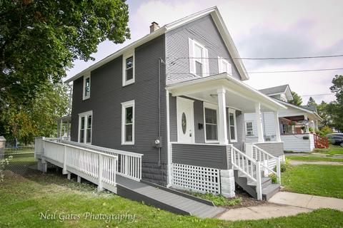 752 4th Ave, Aurora, IL 60505 photo 2