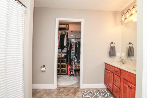 2940 Shepard Rd, Normal, IL 61761 photo 14