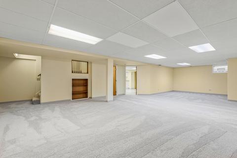 851 Pinegrove Ct, Wheaton, IL 60187 photo 32