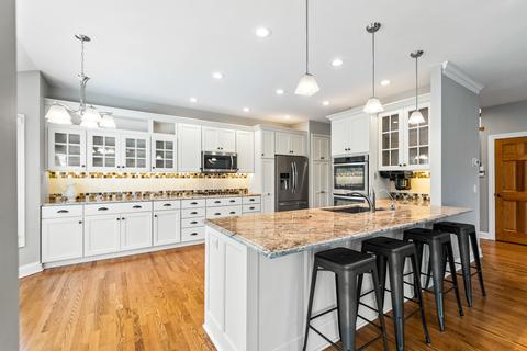 851 Pinegrove Ct, Wheaton, IL 60187 photo 13