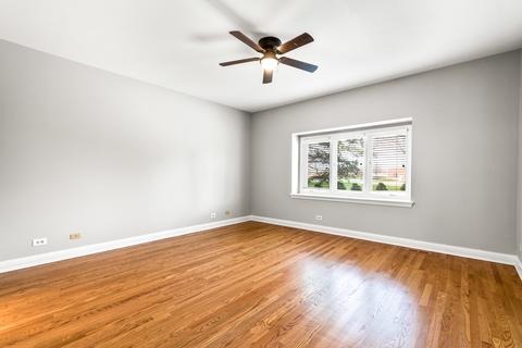851 Pinegrove Ct, Wheaton, IL 60187 photo 17