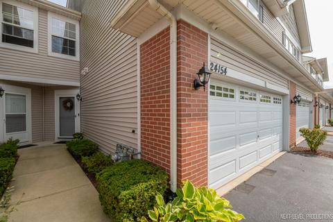 24154 Walnut Cir, Plainfield, IL 60585 photo 2