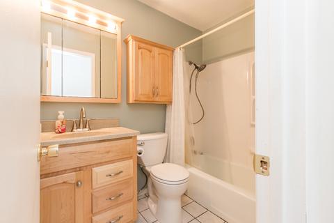 103 S Towanda Ave #8, Normal, IL 61761 photo 12