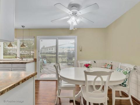 1932 Whitingham Ln, Hoffman Estates, IL 60169 photo 14