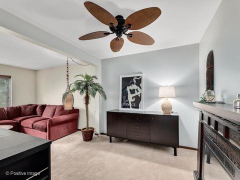 1932 Whitingham Ln, Hoffman Estates, IL 60169 photo 6