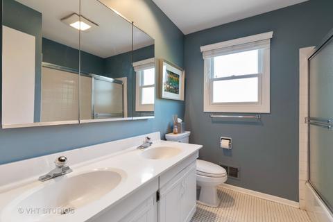 1018 Wayne Ave, Deerfield, IL 60015 photo 17