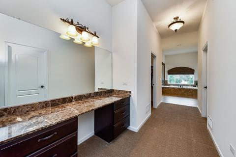 3640 Doral Dr, Elgin, IL 60124 photo 25