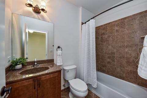 3640 Doral Dr, Elgin, IL 60124 photo 31