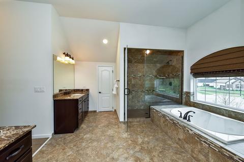 3640 Doral Dr, Elgin, IL 60124 photo 28