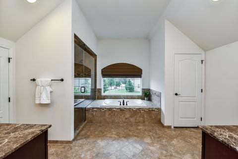 3640 Doral Dr, Elgin, IL 60124 photo 27