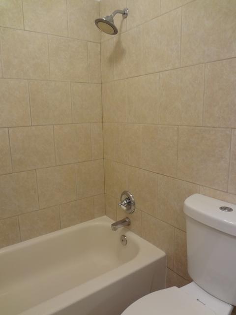 1235 Mae Ct, Wheeling, IL 60090 photo 9