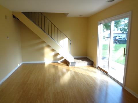 1235 Mae Ct, Wheeling, IL 60090 photo 4