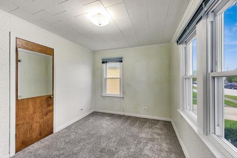1878 Pine St, Des Plaines, IL 60018 photo 13