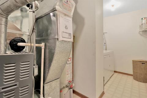 615 Waverly Dr #C, Elgin, IL 60120 photo 14