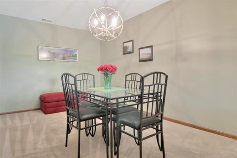 615 Waverly Dr #C, Elgin, IL 60120 photo 5
