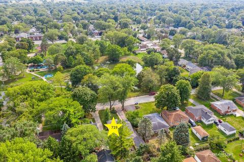 719 Lakeside Dr, Wheaton, IL 60187 photo 29