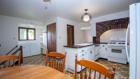 1903 10th St, Peru, IL 61354 photo 6