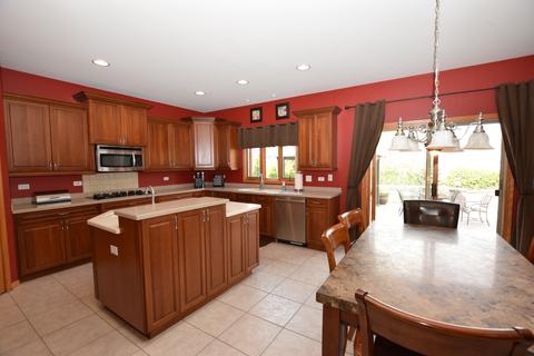3560 Wintergreen Ter, Algonquin, IL 60102 photo 5